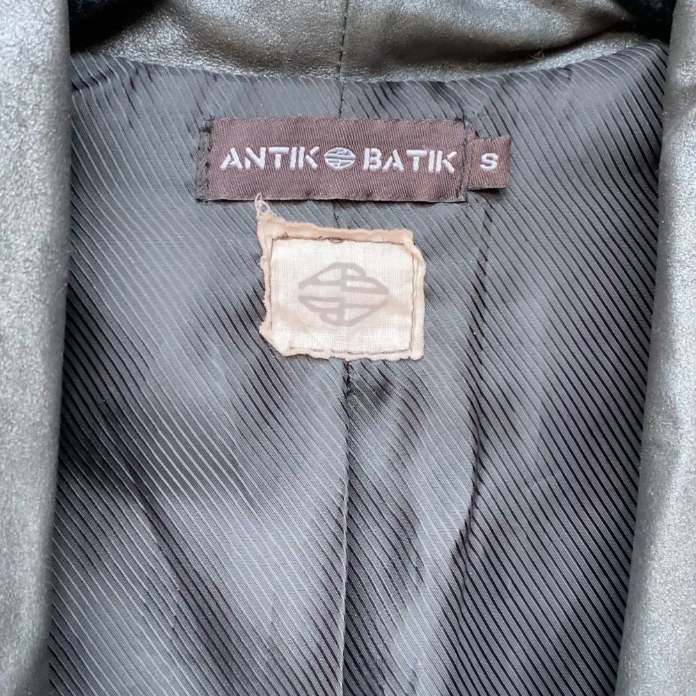 Antik Batik gray leather blazer